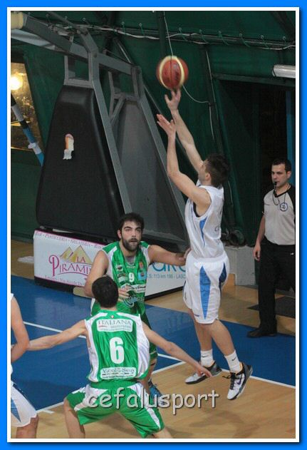 130224 green2 059_tn.jpg